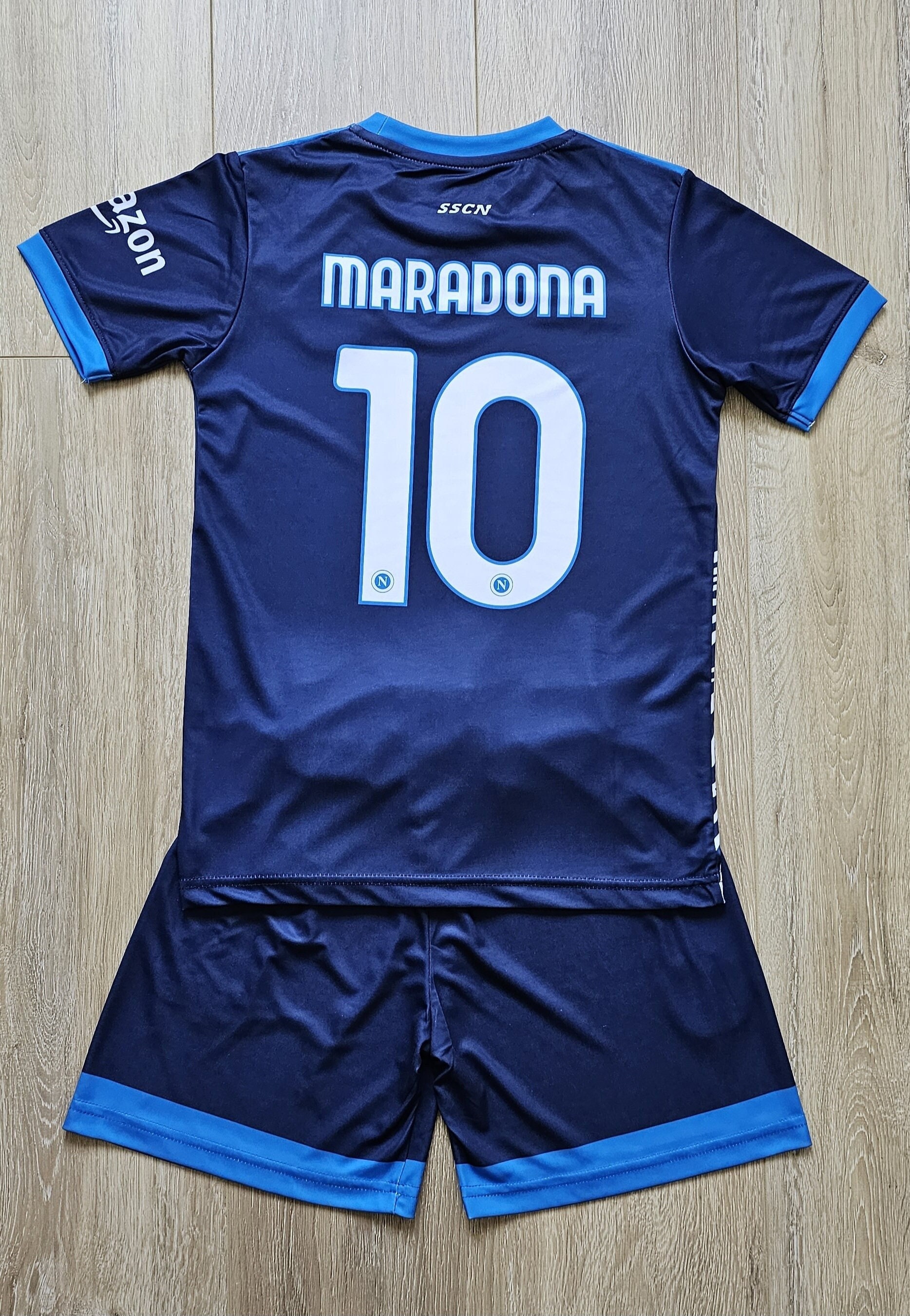  Maradona #10 Argentina Home Long Sleeve Soccer Jersey- 2018/19  (XX-Large) : Clothing, Shoes & Jewelry