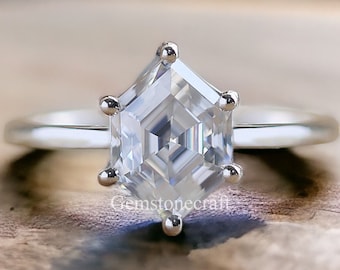 2,18 carats, Bague hexagonale, Bague de fiançailles hexagonale, Bague hexagone en moissanite, Bague en moissanite taille hexagonale, Bague taille hexagone, Bague en moissanite GN124