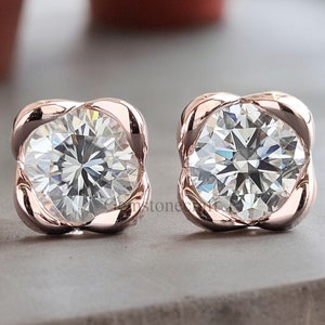 Round Brilliant Cut Earrings Colorless Moissanite Stud Earrings Screw Back Earrings Wedding Earrings Round Studs Earrings for Her GR101