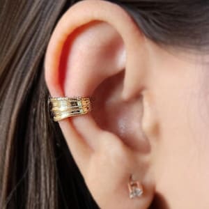 Thick Irregular Ear Cuff Earring Conch Ear Cuff Sterling Silver Ear Cuff Simple earring Yellow Gold Ear Wrap Cuff GR448