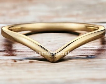 14k/18k Plain Chevron Wedding Band,V Shaped Wedding Band,Vintage Curved Stacking Ring,Yellow Gold Ring,Minimalist Ring,Matching Ring GR152