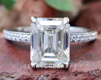 Emerald Moissanite Ring, 2.64 TW, Emerald Ring, Engagement Ring, Emerald Cut Moissanite Ring, Emerald Shape Ring, Moissanite Ring, GR566