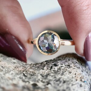 Two-Tone Bezel Engagement Ring 2.30 CT Blue Green Moissanite with Rose Cut in Mixed Metals GR70 Bild 2