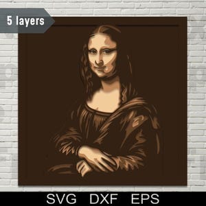 Könnte beinhalten: Digitale Illustration der Mona Lisa in Brauntönen. Das Kunstwerk zeigt das ikonische Porträt mit dem Text "5 layers" oben links und "SVG DXF EPS" unten.