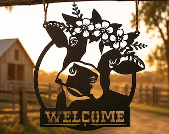 Placa de boas-vindas com vaca em SVG, arquivo para corte a laser, placa decorativa para porta estilo fazenda em DXF, arte de parede em metal com vaca floral, design para corte a plasma CNC, arquivo para Glowforge