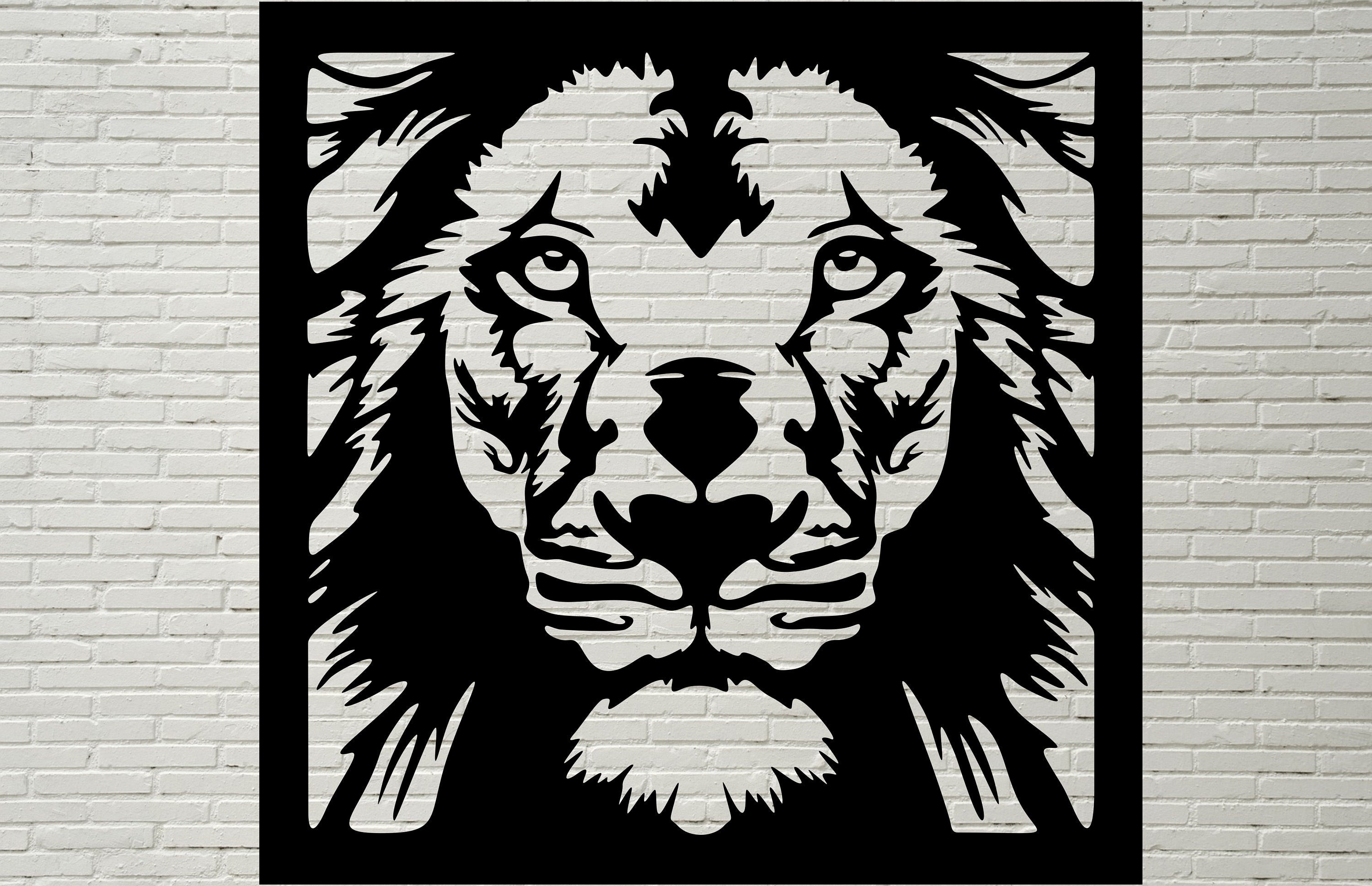 Вырезаем животных на доске