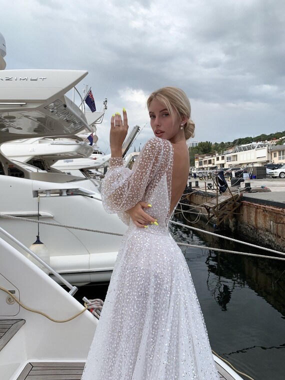 Backless Wedding Dress Long Sleeve Deep 