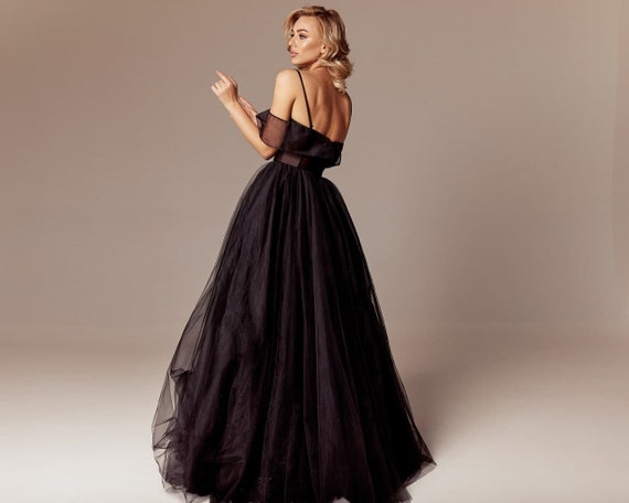 Maxi vestido de graduación tul negro corsé bustier fuera del - Etsy México Maxi vestido de graduación tul negro corsé bustier fuera del - Etsy México