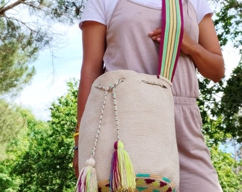 Wayuu Extra large bag exclusive and designed by WOVENART - Backpack woven in Colombia