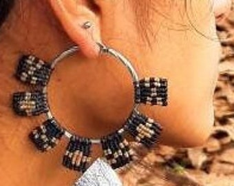 Stainless steel and macrame solitaire hoop earring - Exclusive design WOVENART