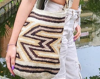 Arhuaca bag | "Ancestral Forest" | Backpack woven in organic native wool