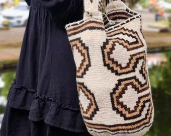 Arhuaca bag made of native wool | " Parallel dimensions " | 100% original backpack
