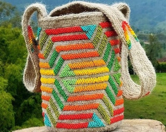 Handwoven Arhuaca bag | "Interlaced Thought" | Backpack woven in organic native wool with colorful moustaches
