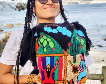 Wayuu bag upholstered with women’s drawing Wayuus - Handmade in Colombia