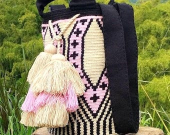 Large Wayuu Bag | Handmade Colombian Handwoven Purse | Adjustable Strap & Handle