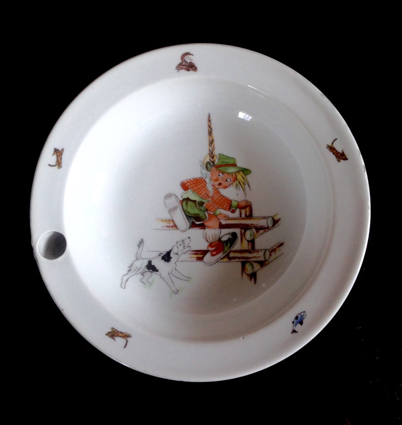 Hot Plate for children with child and dog drawing
