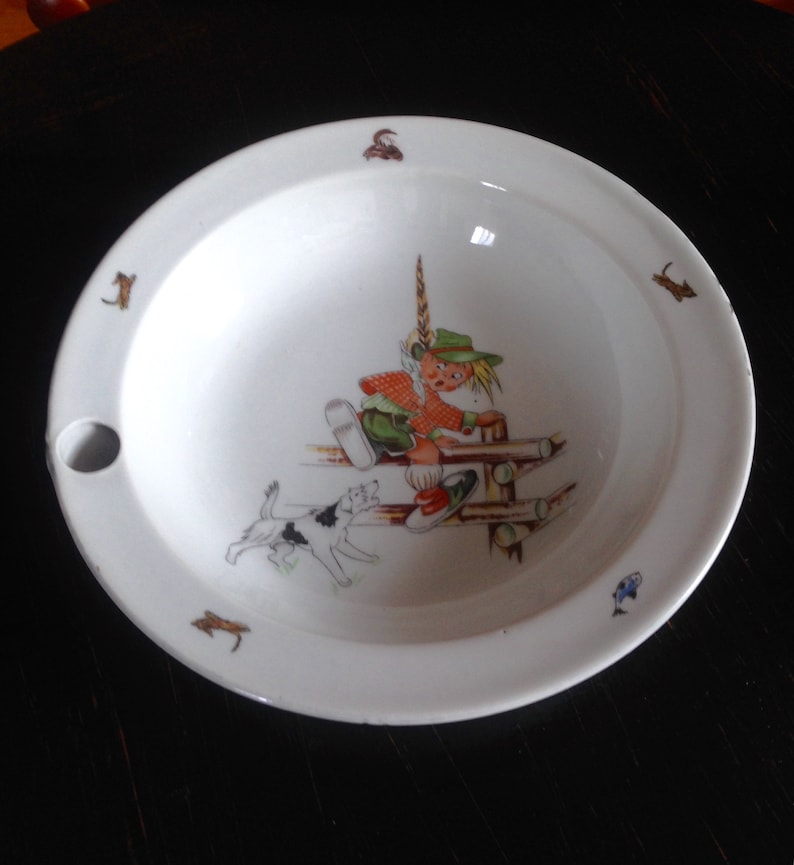Hot Plate for children with child and dog drawing