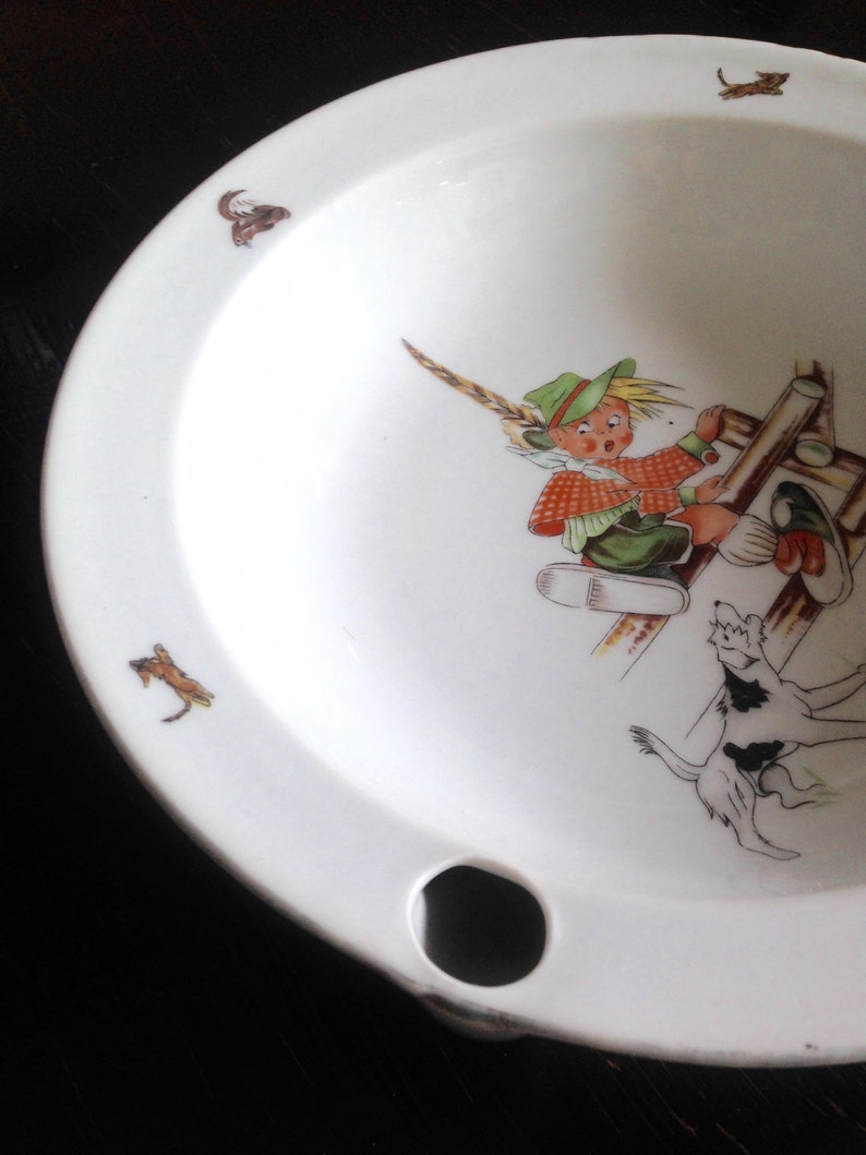 Hot Plate for children with child and dog drawing