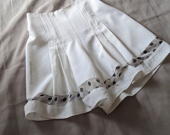 Vintage weiße, ungefütterte, ausgestellte Shorts mit hoher Taille