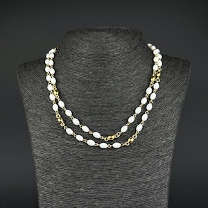 Vintage Monet white plastic beads & gold tone chain long necklace – 93 cm / 36,6 in – Gift for her – 80s classic jewelry