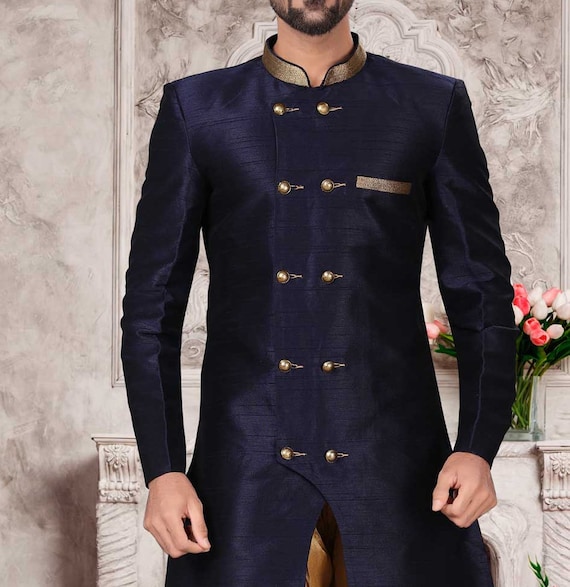 Tenue de mariage de createur indo occidentale Sherwani Robe ethnique indienne royale pour reception de mariage Vetements traditionnels brodes Sangeet pour hommes Etsy Canada