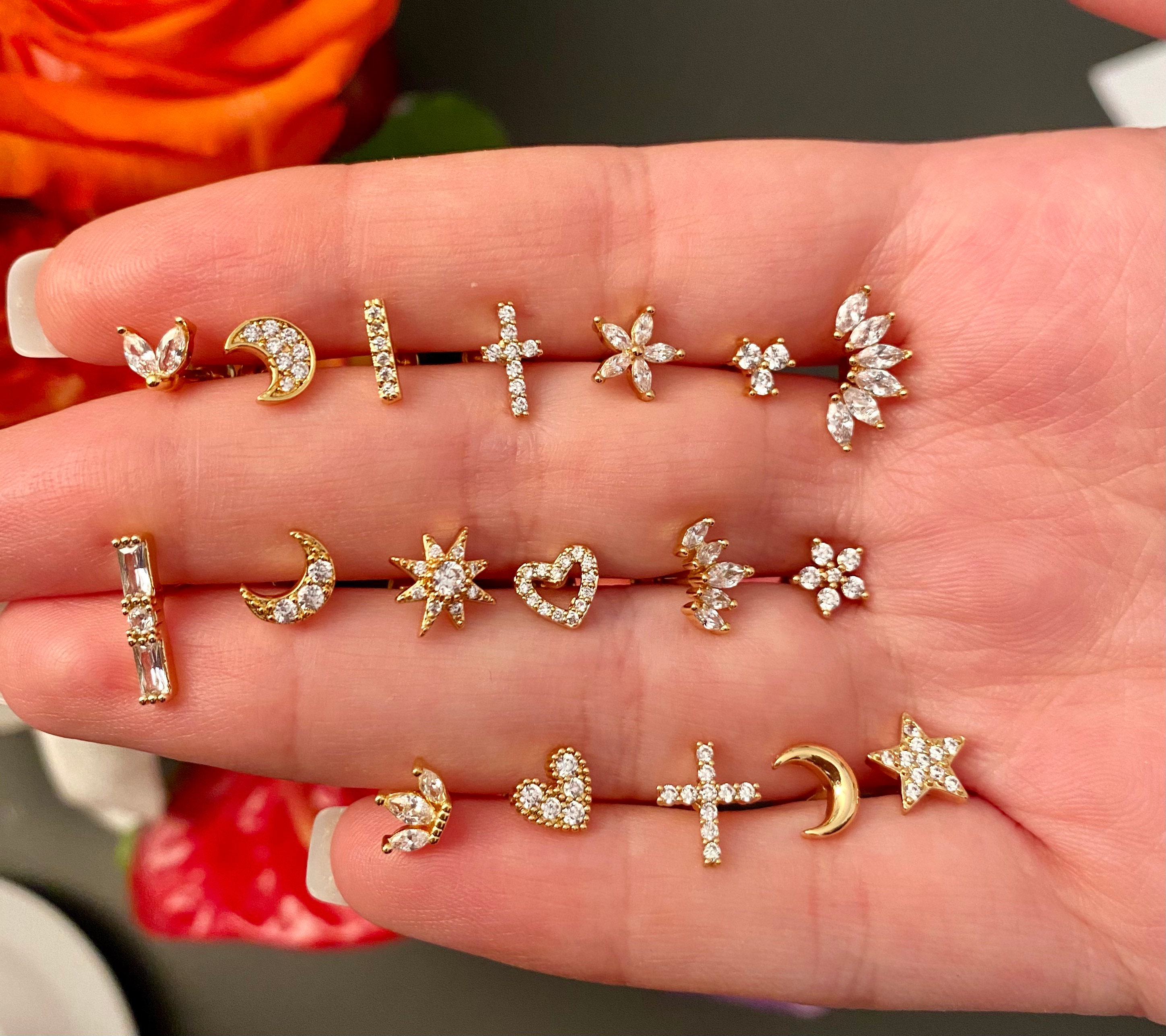 Stainless steel and zircon piercing - Tragus, Helix, Cartilage, Lobe - screw piercing - Mini mono loop studs - moon, flower, crown, star