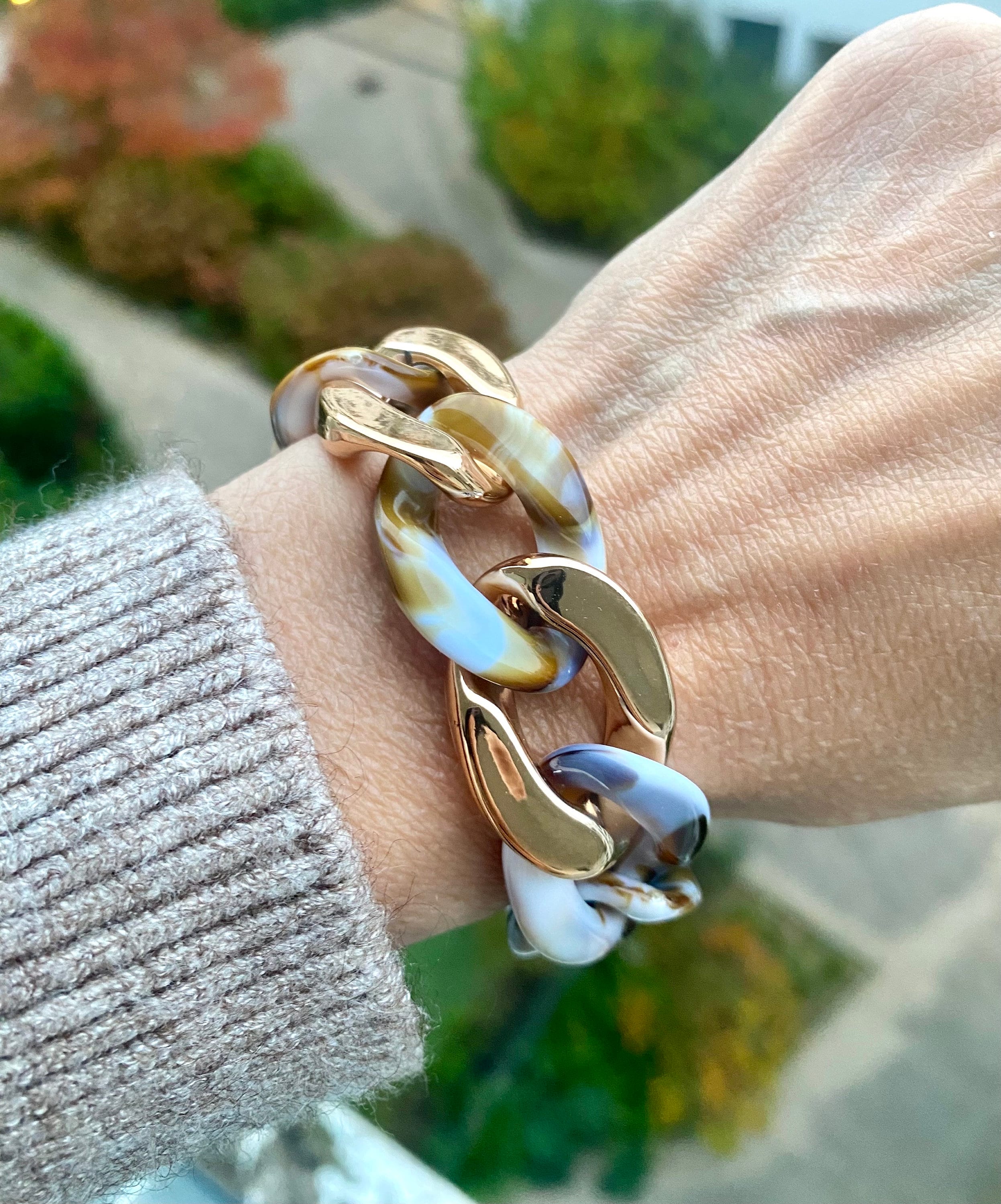 Lot De 110 Bracelets Pour Femme - Styles Variés : Manchette, Perles, Chaîne, Breloques - Neuf Avec étiquettes