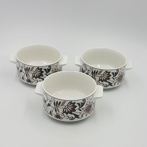 Swiss Langenthal 1970s Porcelain Bowls with Flower Pattern Set of Three, Vintage Swiss Ceramics
