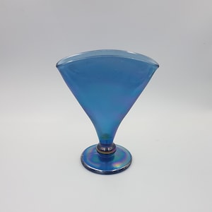 Vintage Fenton Iridescent Glass Fan Vase MMA, c.1980s