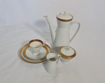 Rosenthal 'Form 2000' by Raymond Loewy Porcelain Tea / Coffee Dessert Service (Gilded)