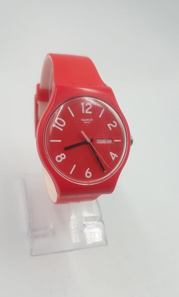 Swatch Watch 'Moin Moin Hamburg' Gent in Red and White SUOR705C, Limited Edition View 4