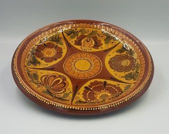 Swiss Studio Pottery Plate / Wall Plate by Ceramist Peter Reber, Berne, c. 1980s