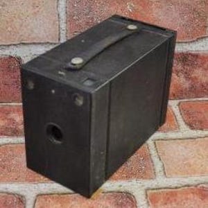 Antique Kodak Camera Number 2 Cartridge Hawk-Eye Model C With Original Box 1913