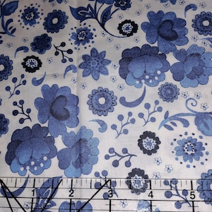 Rhapsody In Blue by Sue Zipkin for Clothworks one yard only