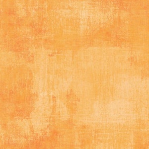 Essentials droogpenseel van Wilmington Prints 1077-89205-880 Citrusmedium. Oranje wordt per meter verkocht.