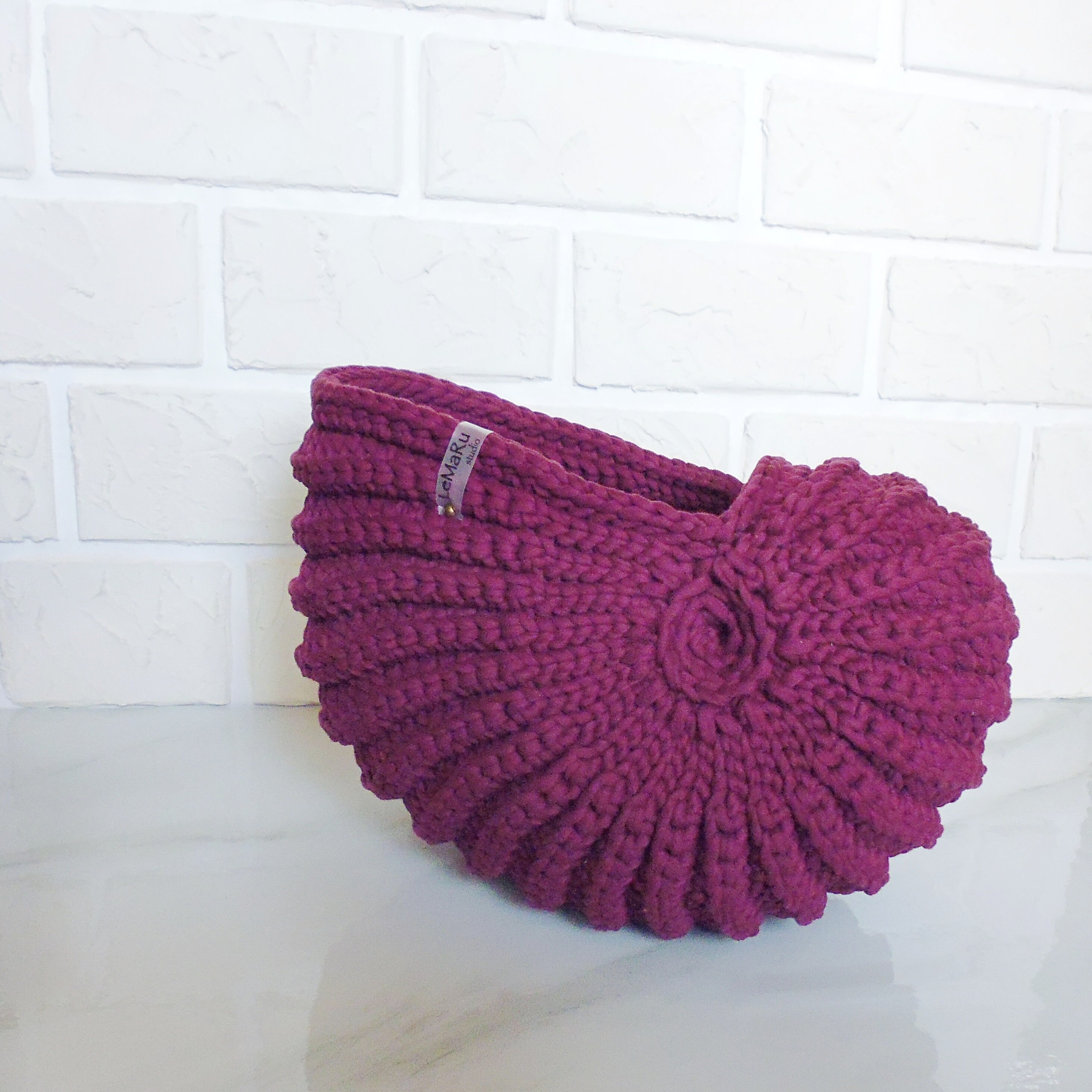 Cesta de almacenamiento interior en forma de carcasa. | Etsy