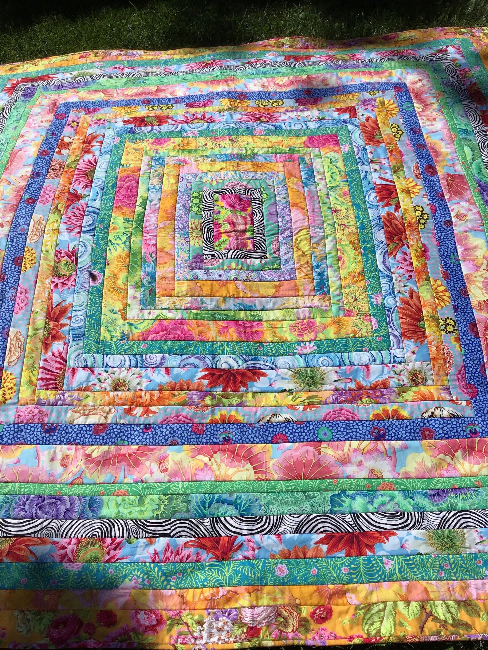 Ice Cream Log Cabin A quilt based on Kaffe Fassett's Etsy