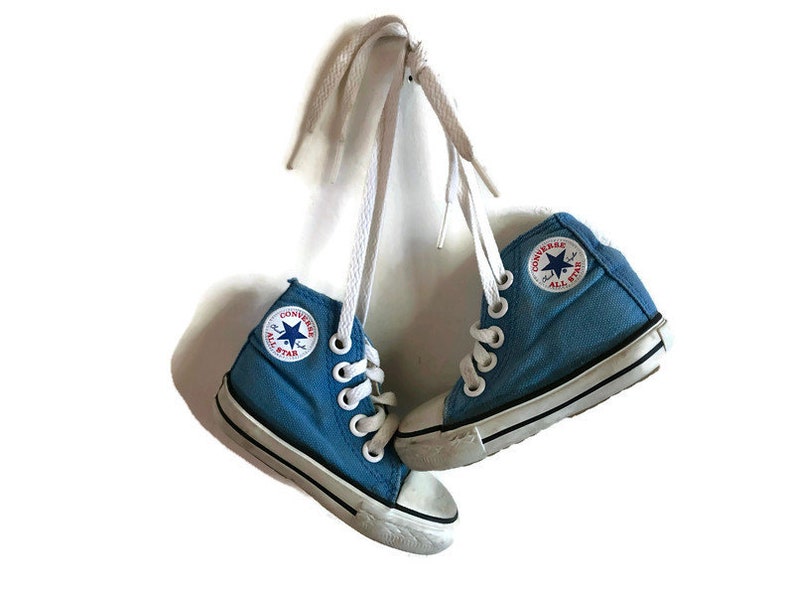 blue toddler converse