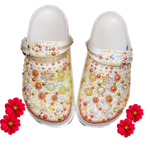Crocs size 5.5 sales