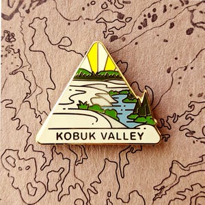 Indiana Dunes National Park Hard Enamel Pin | National Park Lapel Pin Collection - Accessories Gift for Outdoorsy and Nature Hiking Lovers