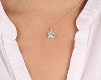 Square Halo Necklace - Etsy