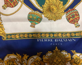 Foulard En Soie Pierre Balmain Vintage - Dimensions 67x68 Cm, Couleur Violet, Occasion