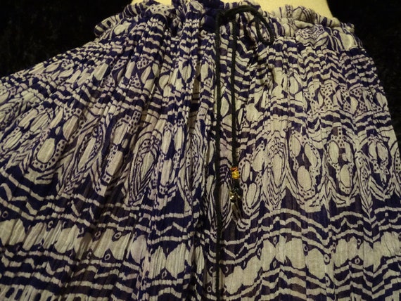 Vintage purple and white cotton gauze skirt, 70s.… - image 9