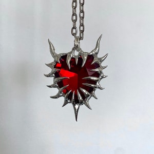 Alt Thorn Heart Necklace Liquid Metal Cybercore necklace Cyber Necklace Massive gothic ring Fairy grunge chain necklace Big Heart Pendant zdjęcie 7