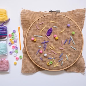 Kids Sewing Kid/Kid Sewing Kit/Spring Craft Kit/Preschool Sewing/Learn to Sew Kit/Montessori Sewing/Craft Kits/Life Skill/Easter Sewing Gift