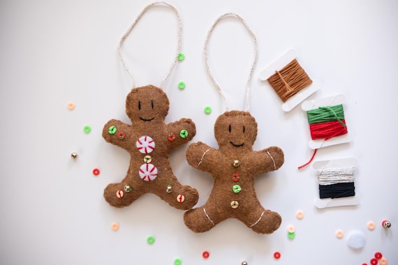 Felt Gingerbread Ornament Kit/Felt Ornament Kit/Christmas Craft/Gingerbread Man Ornament/Craft Kit/Sewing Ornament Kit/Embroidery Kit