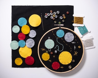 Sewing Kit/Kids Sewing Kit/Space Sewing/Preschool Sewing/Learn to Sew Kit/Montessori Sewing/Craft Kit/Children Sewing/How to Sew/Space Craft