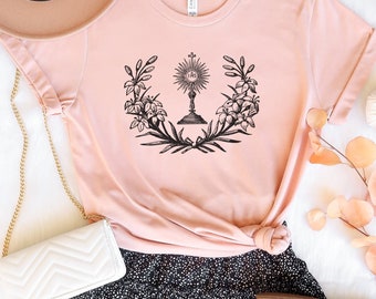 Holy Eucharist Monstrance T Shirt - Catholic Unisex Short Sleeve Tee - Catholic Gift for Women and Girls - Adoration Tee