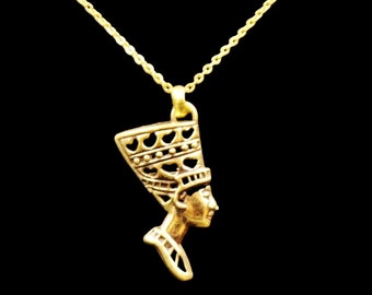 Handmade Golden Brass Pendant Necklace Chain Jewellery of Ancient Egyptian "Queen Nefertiti Mask"