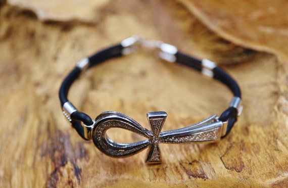 Montre Bracelet Vintage "Luxus" - Décor Égyptien Filigrané Argent - Manchette - Occasion (Fonctionne Mais Retarde)